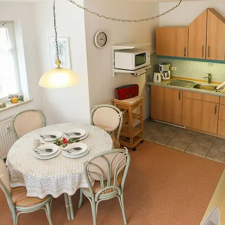 Hotel Rosenhof 12 Kuehlungsborn