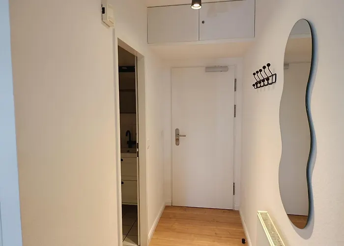Rosenhof 12 *